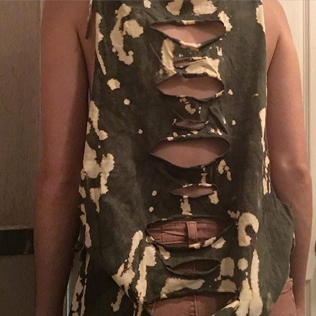 Urban Outfitters Womens Bleach Ripped Graphic Tank By Urban Renewal Size Small - Designer-Find Warehouse - 4